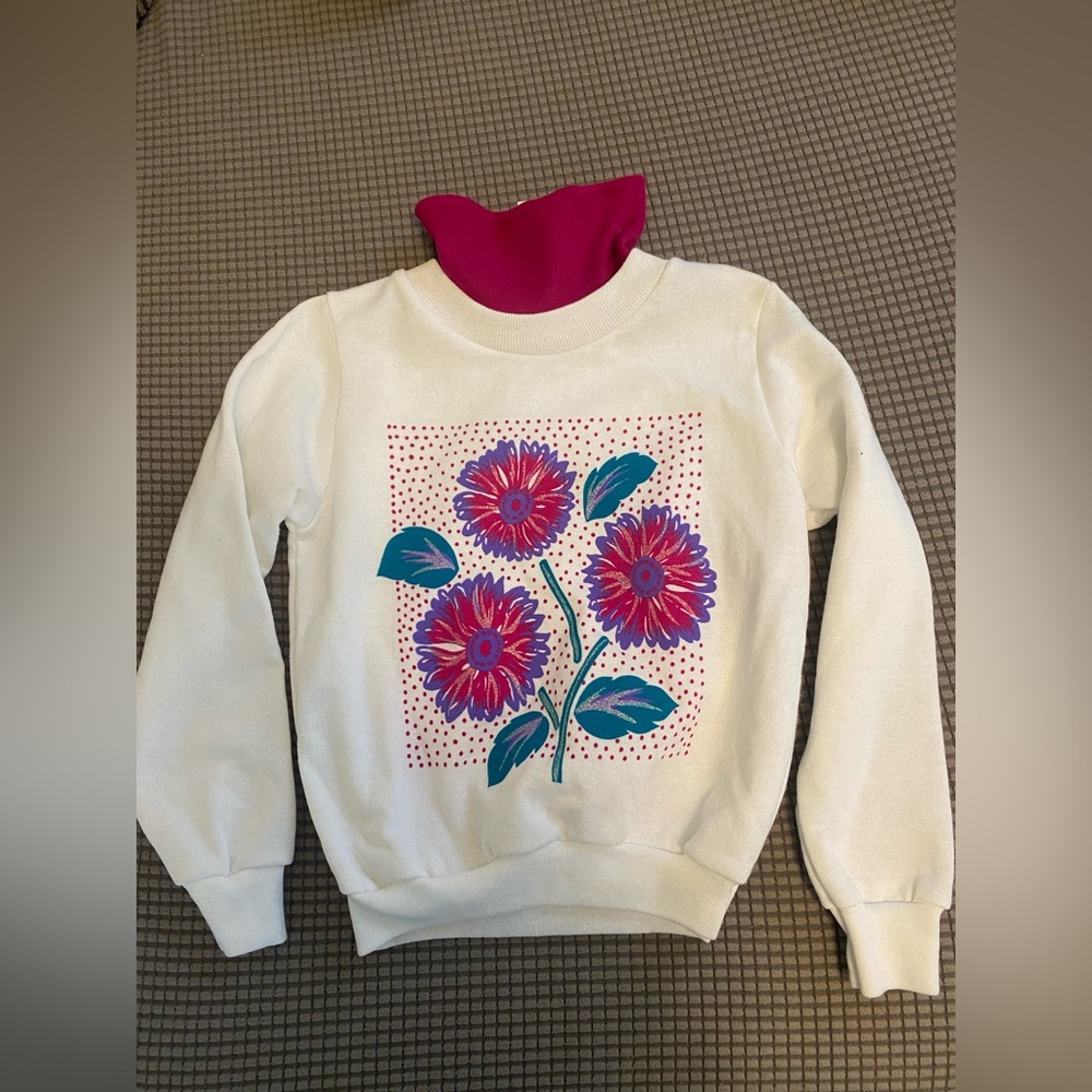 Vintage Andover Togs Floral Graphic Sweatshirt with Pink Collar